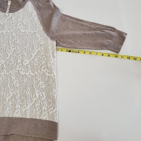 1087 * Leo & Nicole Lace Front Sweater Tan White Size L - Picture 9 of 9